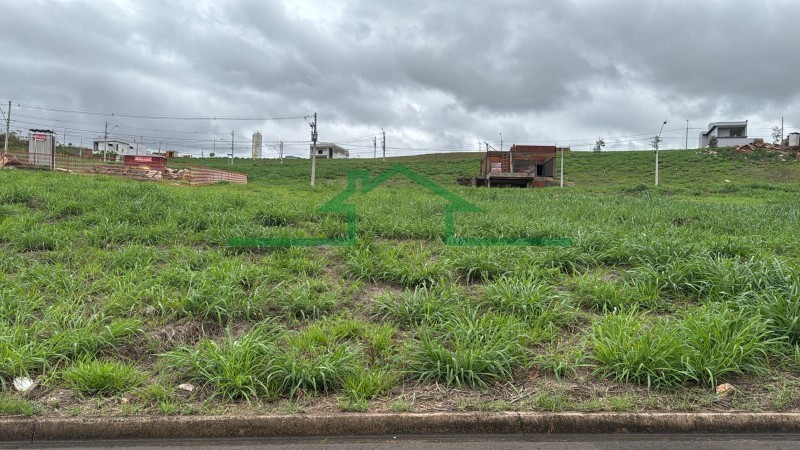 Terrenos e Chácaras-CONDOMÍNIO RESIDENCIAL CANADÁ-foto265824