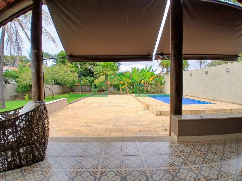 CONDOMÍNIO QUINTA SANTA HELENA