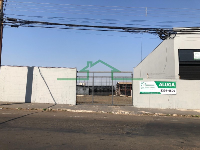 Comerciais-AV. DR. CÁSSIO PASCHOAL PADOVANI-foto259944